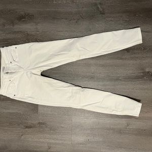 Joe’s Jeans White Skinny Ankle Jeans size 25